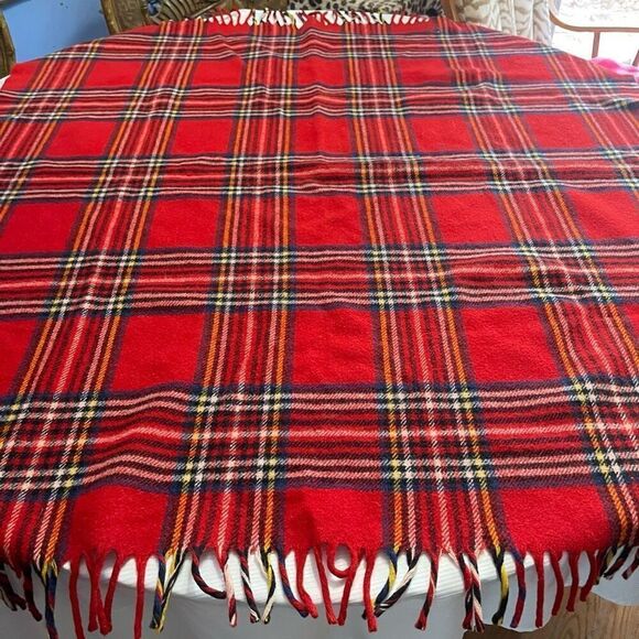 Faribo Wool Fringed Throw Lap Blanket Red Tartan Plaid Wool - Picture 7 of 8
